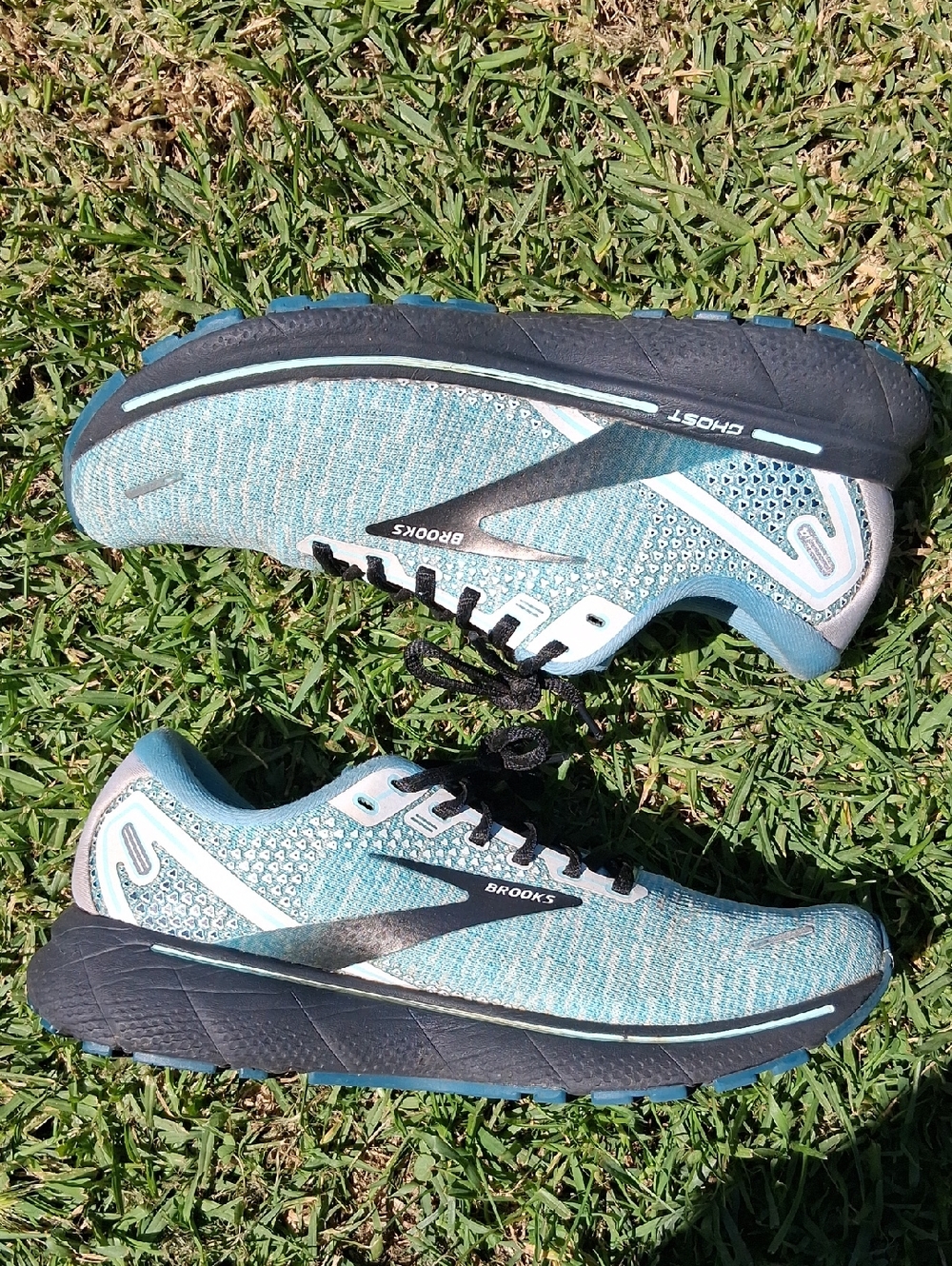Brooks Ghost 14 Turquoise and Black Women's Running Shoes